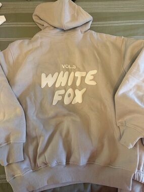 White Fox Boutique Logo Pullover Hoodie & Joggers NWT